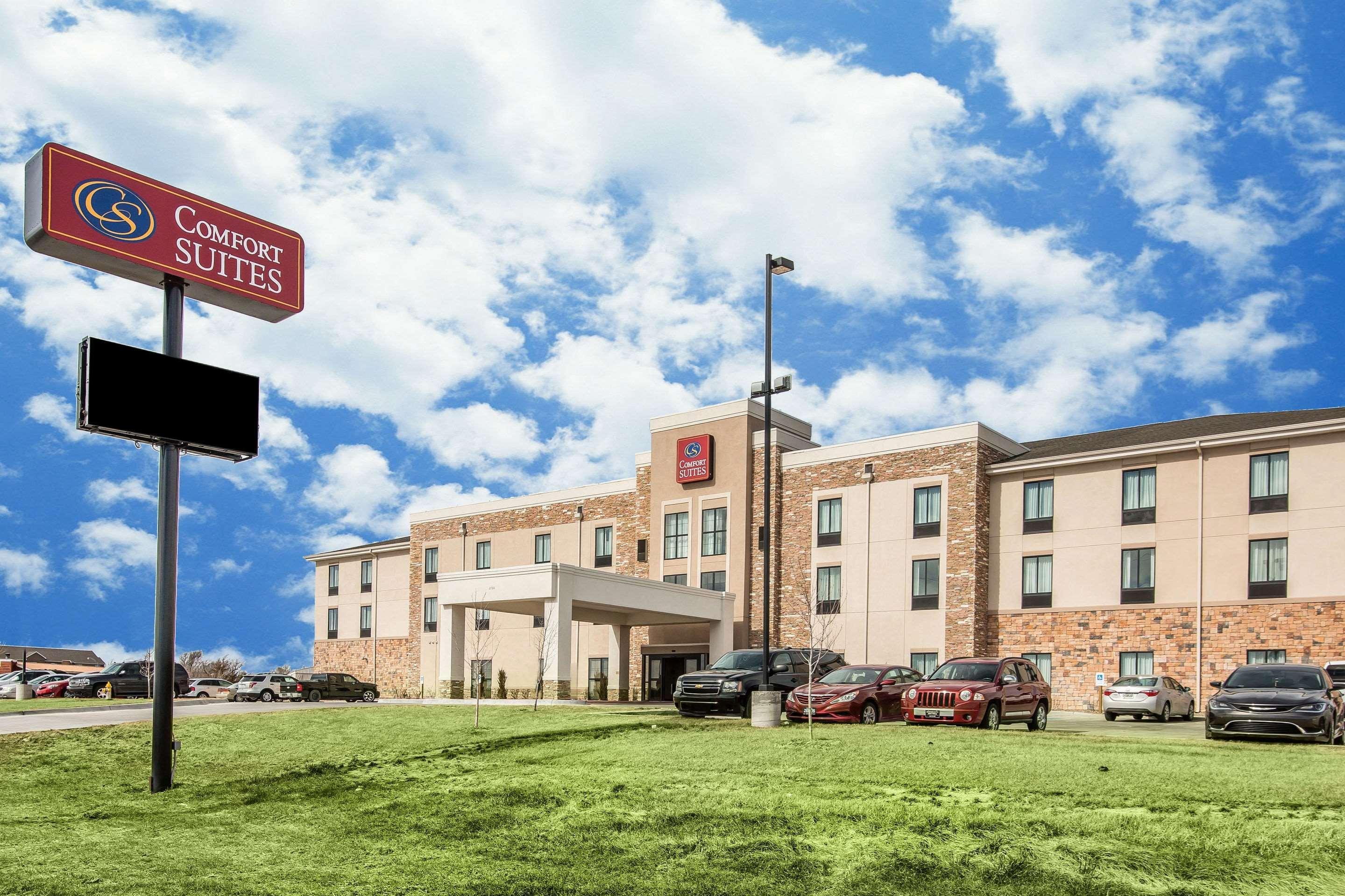 Comfort Suites - Dodge City Luaran gambar