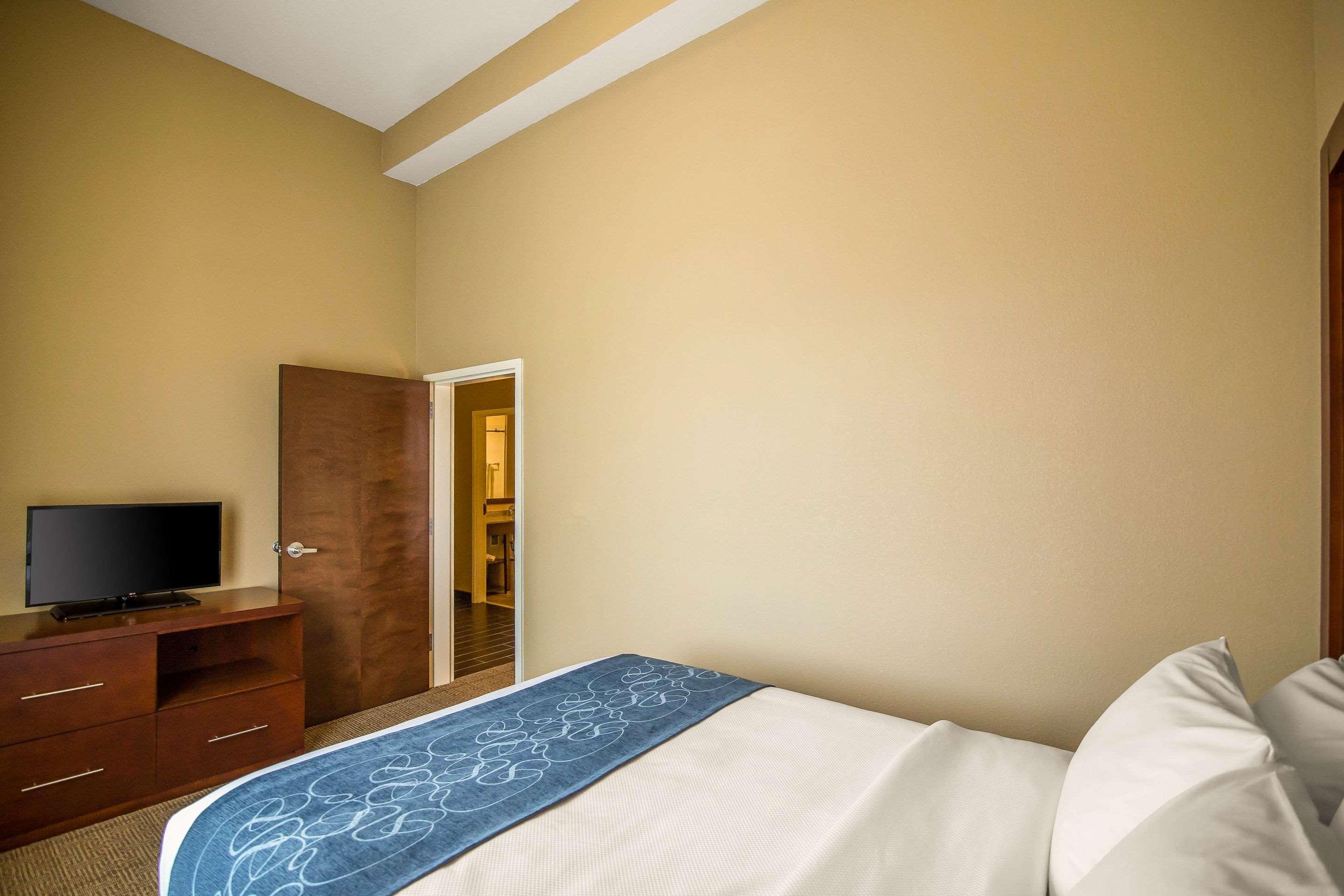Comfort Suites - Dodge City Luaran gambar